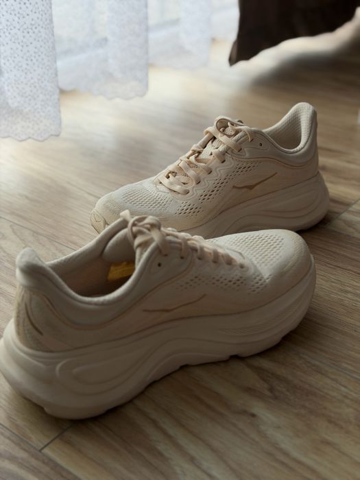 HOKA Bondi 9 wide