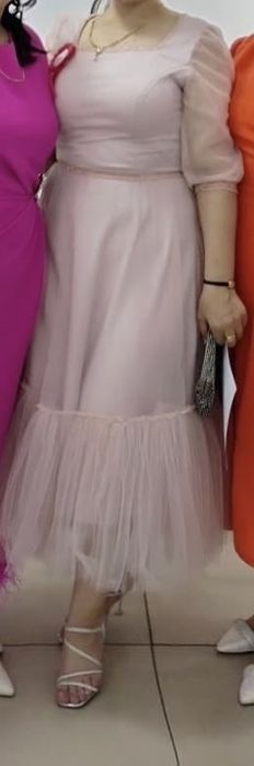 плаатья вечерние