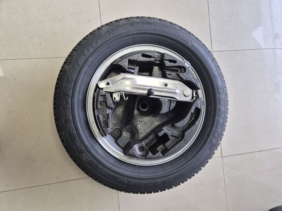 Резервна гума с джанта + крик