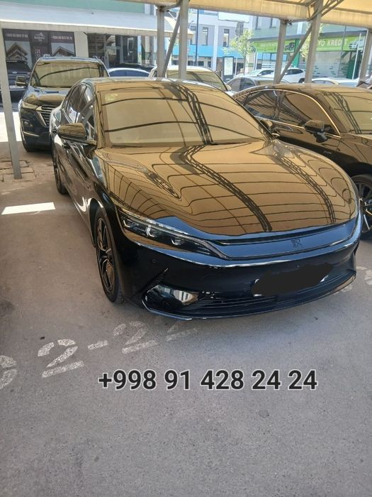 BYD HAN EV sotiladi.