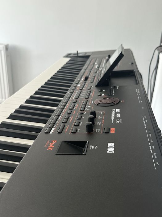 Korg PA4x Oriental 76 de clape