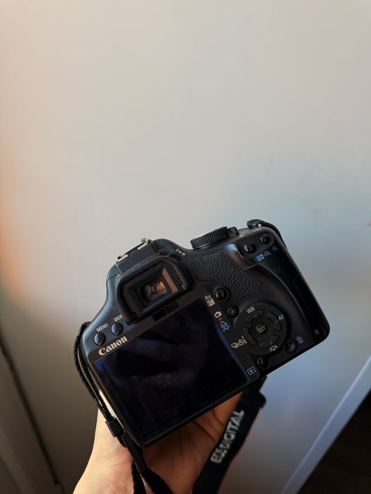 Продам Canon EOS 500D + объектив Canon 18-135
