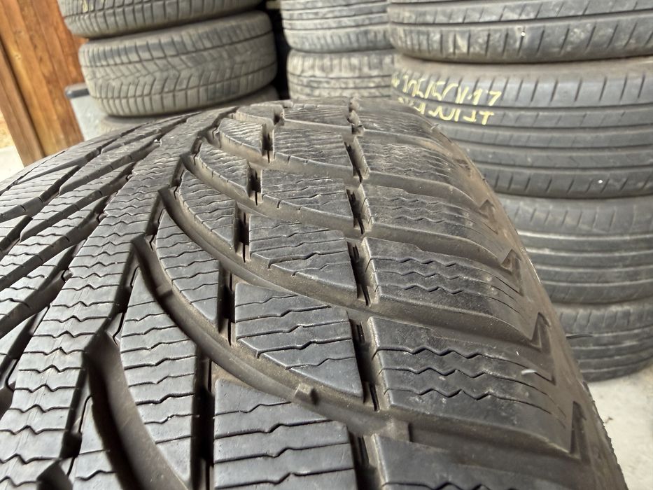 4бр. ОТЛИЧНИ Зимни Гуми С Борд 235/55R/19 **MICHELIN** DOT:0722- 7.0мм.+4.7мм.