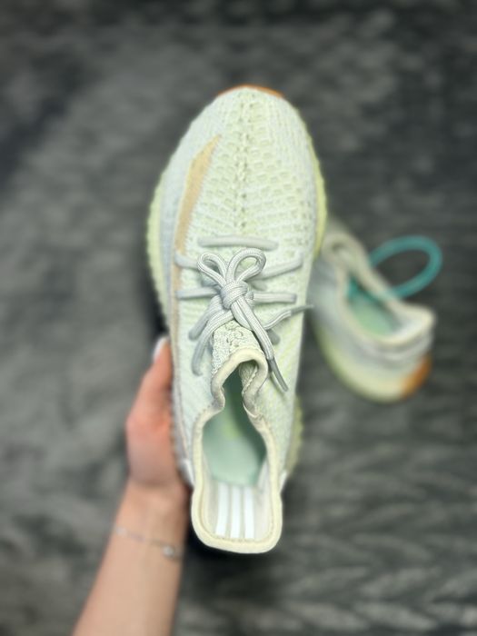 Yeezy 350 V2 green