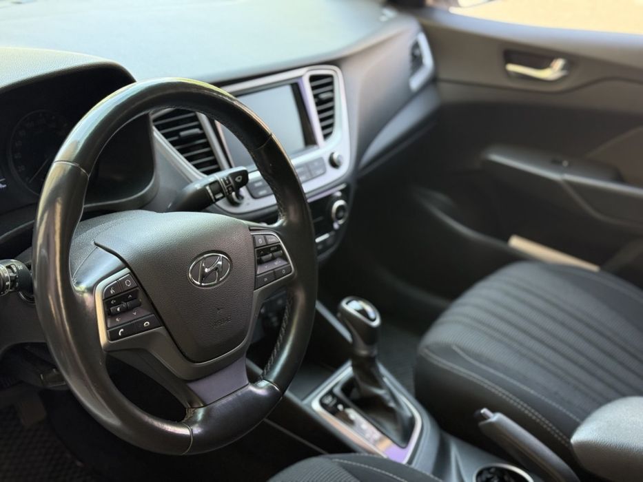 Hyundai accent 2020