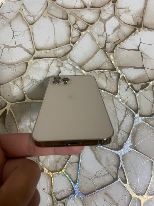 Продам Iphone 12 pro 256 гб