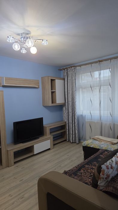 Inchiriere 2 camere cartierul Florilor