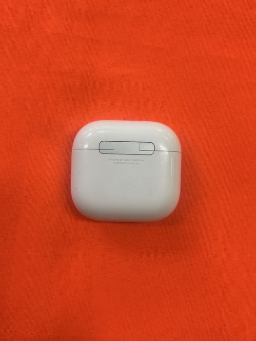 Кейс от Airpods 4 оригинал