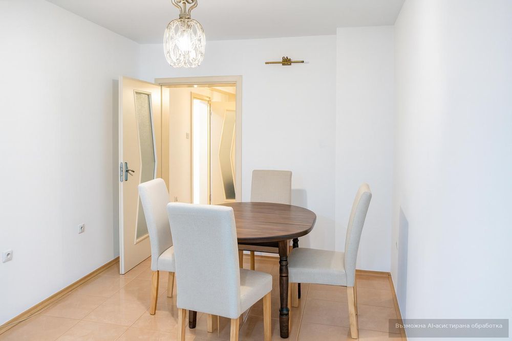 Дава се под наем Тристаен апартамент в Пловдив, Мараша - 100 кв.м за 587.01 € - Снимка #1