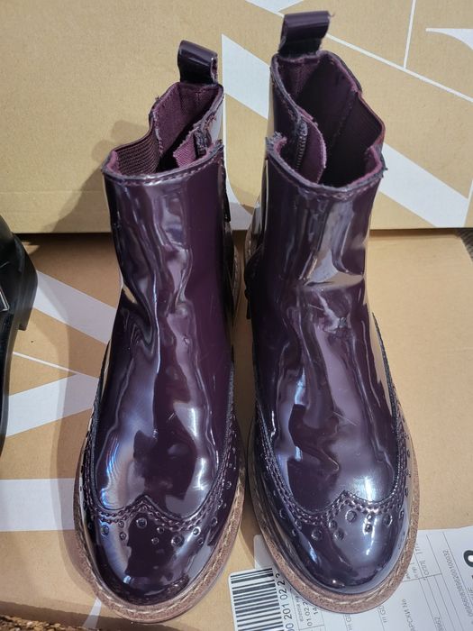 Zara 32 номер Боти, балеринки, сандали