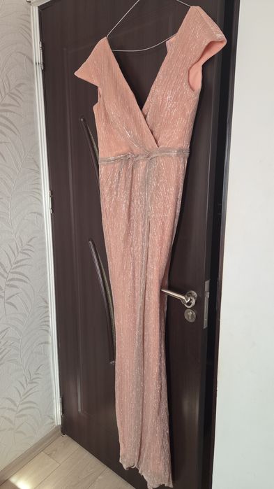 Rochie impecabila perfecta pentru nunta, eveniment, banchet, bal.