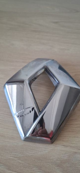 Siglă Renault Clio