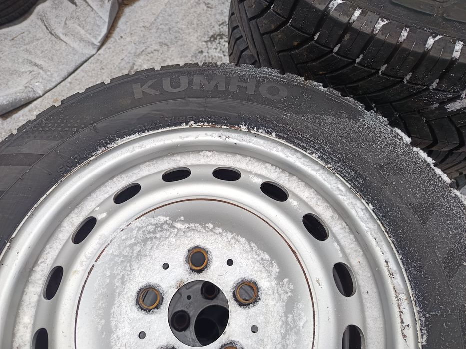 Roți Mercedes 205 65 16 c