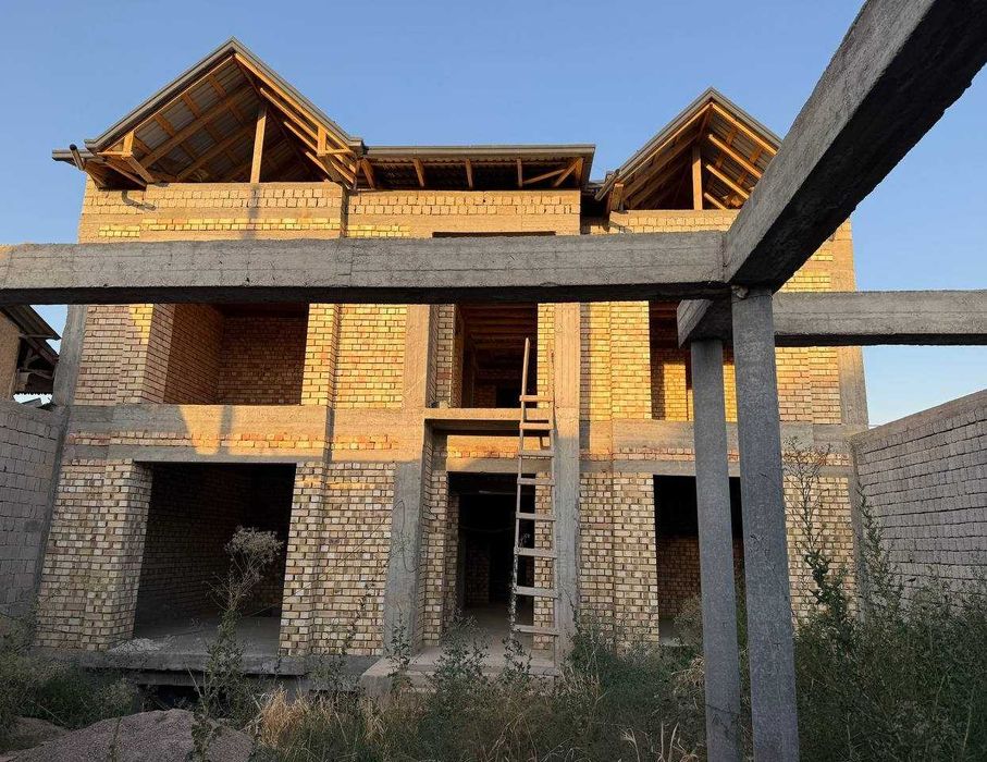 Hasanboy,korobka,3.5sot,2qav+podval 500кv.м,betonkadan 1.5км,egasidan