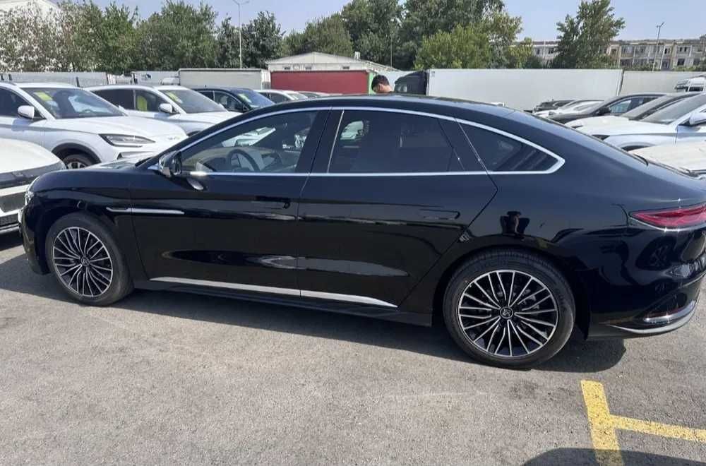 BYD HAN Muddatli tolovga beriladi yillik 10%