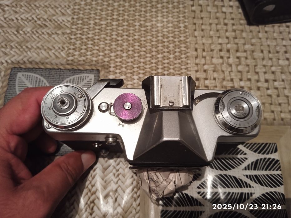 Советский фотоаппарат ЗЕНИТ-Е