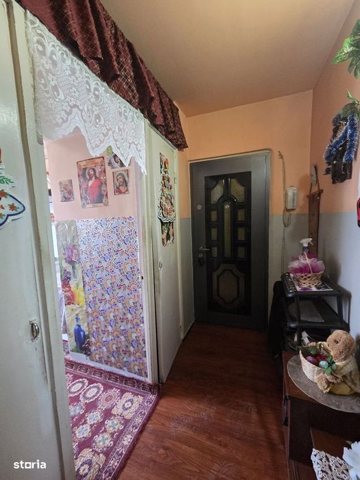 Etaj 2 - Alexandru - Zimbru - Apartament 3 camere - geam la baie