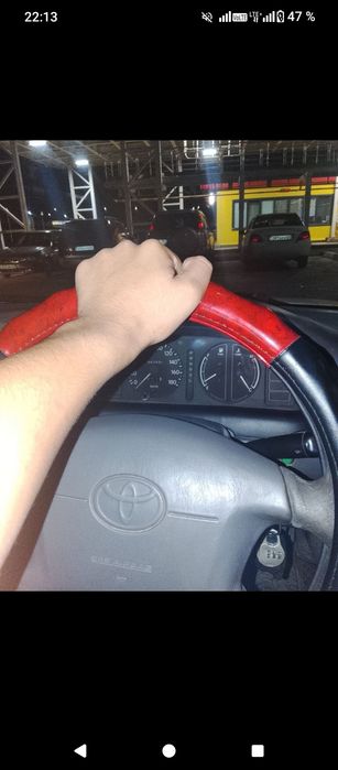 Продам машину Tayota