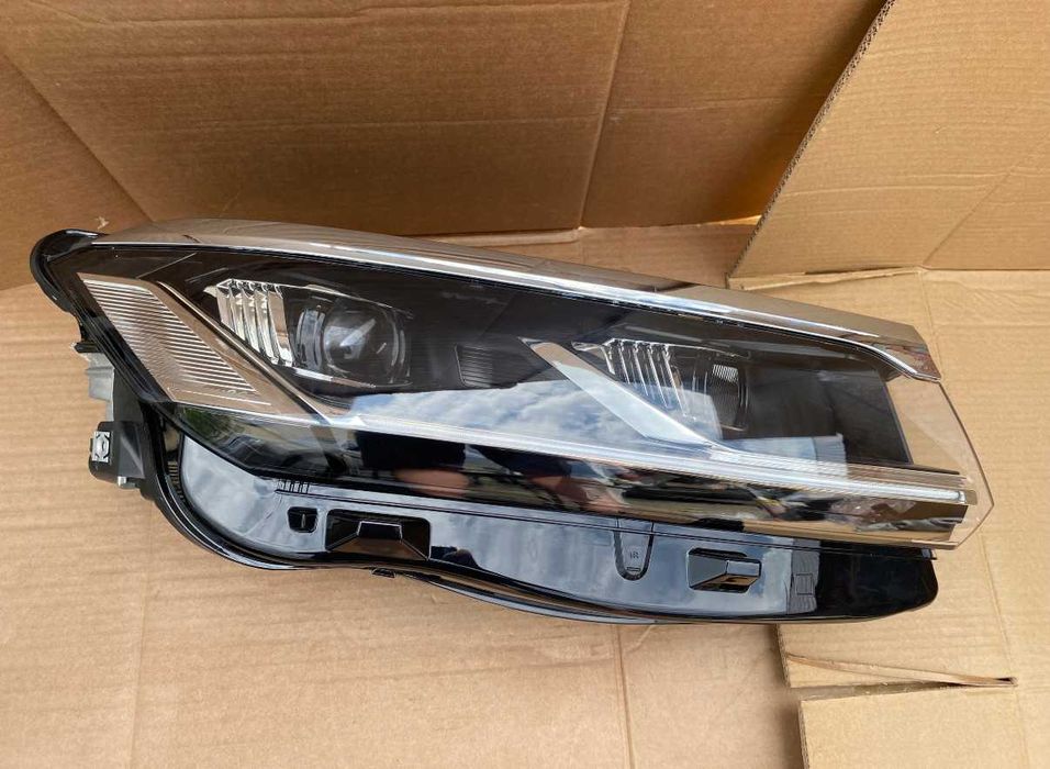 Фар oборудван WV Touareg III 3 Full Led