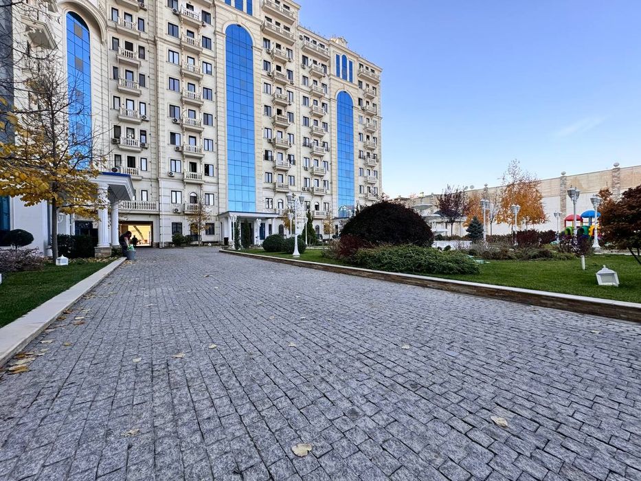 ЖК "ЛОНДОН" 4/4/10 Евро ЛЮКС