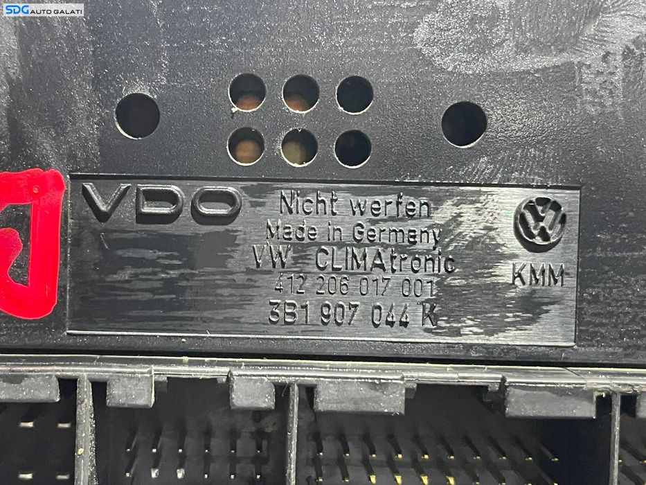 Panou Unitate Comanda AC Aer Conditionat Clima Climatronic Volkswagen Golf 4 1998 - 2005 Cod 3B1907044K [L2685]