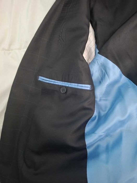 Продавам мъжко сако Andrews