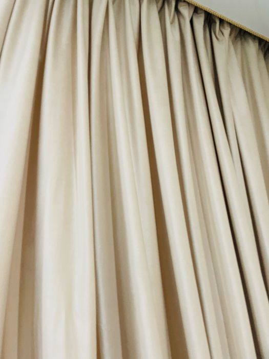 Продам шторы , ткань турция, плотный велюр