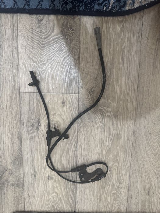 Abs датчик перед правый hyundai accent 2017—-2025