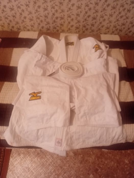 Продам кимоно muzomu