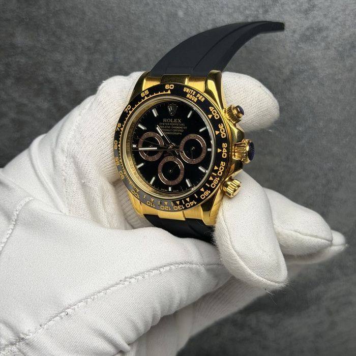 Часовник Rolex Daytona Златен