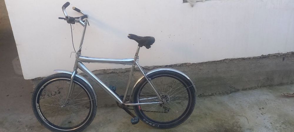 Velosiped velik sotiladi