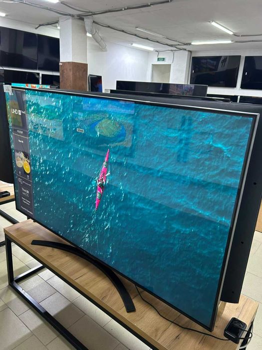 Телевизор LG 65UQ81009LC