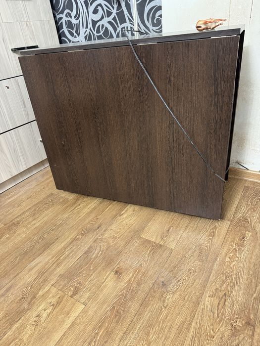 Продам стол со стульями