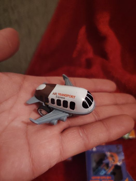 Мини самалетики по две сто тенге