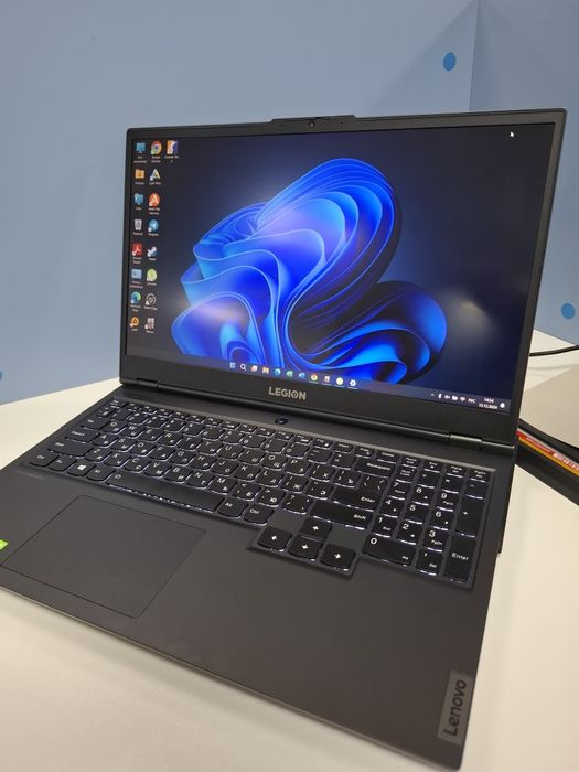 Lenovo Legion  5