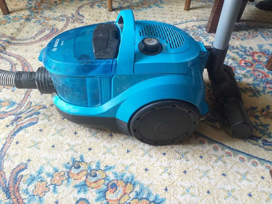 Продаётся пылесос