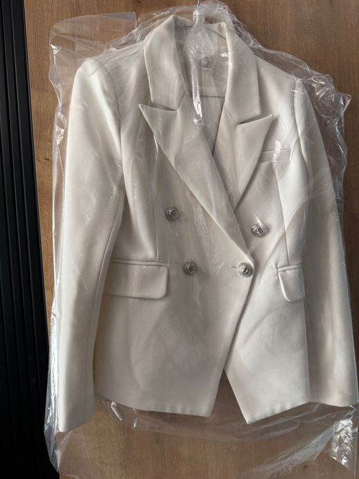 Сака тип Balmain