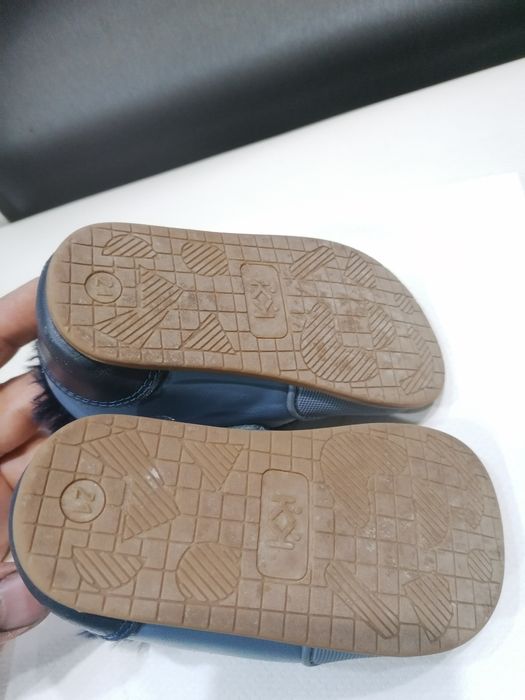 Обувки - буйки за прохождане КК