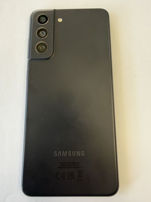 Samsung s21 Fe 5g 6/128gb Перфектен!