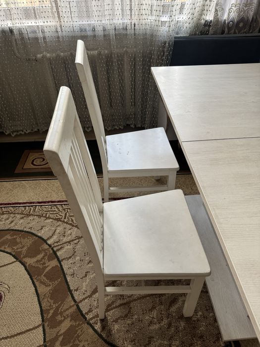 Стол кухонный с 4 стульями