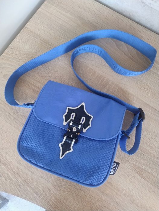 Trapstar чанта в тъмносин цвят