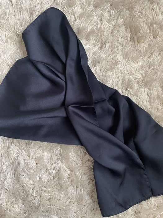 Дамски тъмно син шал нов