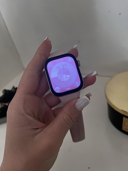 Часовник huawei fit 3