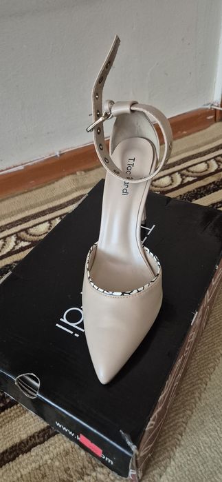 Туфли женские 37 размер