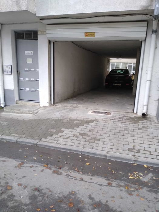 Дава се под наем Гараж / Паркомясто в Варна, Център - 35 кв.м за 180 € - Снимка #1