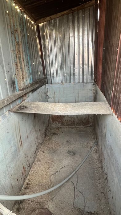 Емкость для корма