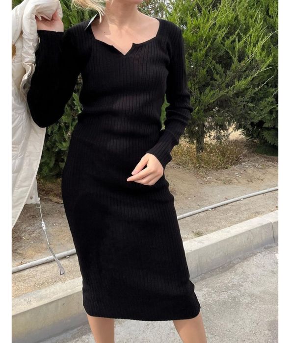 Продам одежды……..