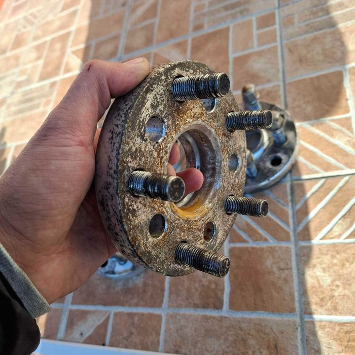 20мм 5х112/5х100 57.1  20мм  в добро състяние