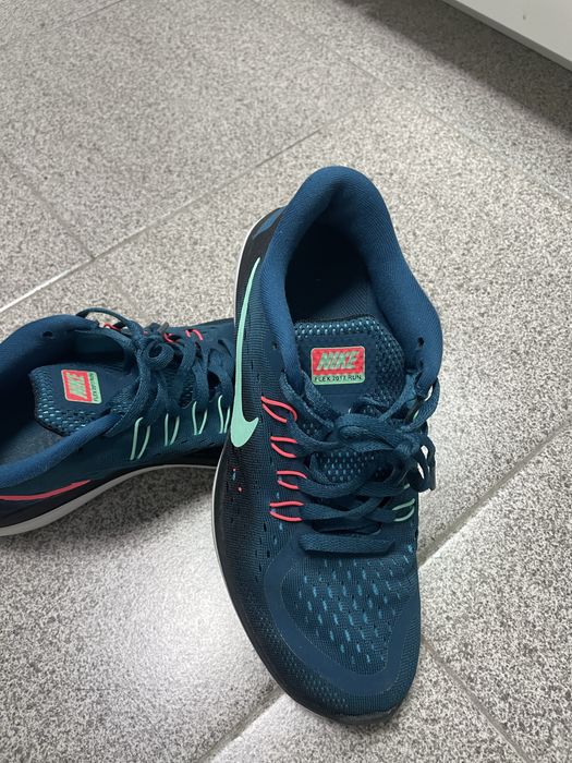 Дамски оригинални маратонки NIKE