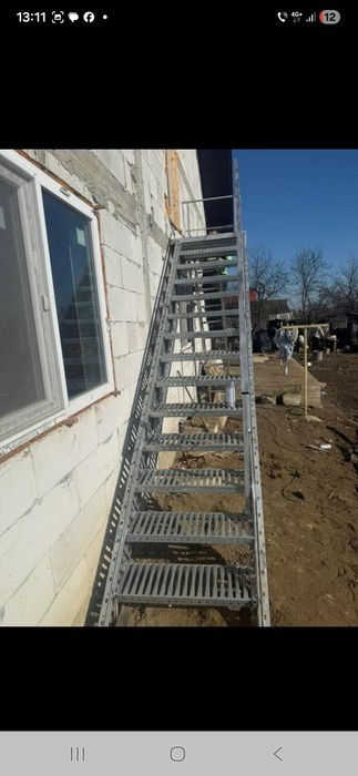 Facem scara zincata  la comanda și cum doriți montaj și transport grat